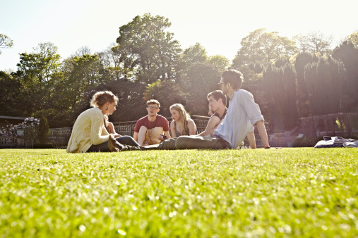 大學生活平衡三件事：學習?愛情?發(fā)展